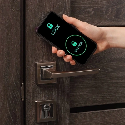 Milwaukee vivint connected smart lock